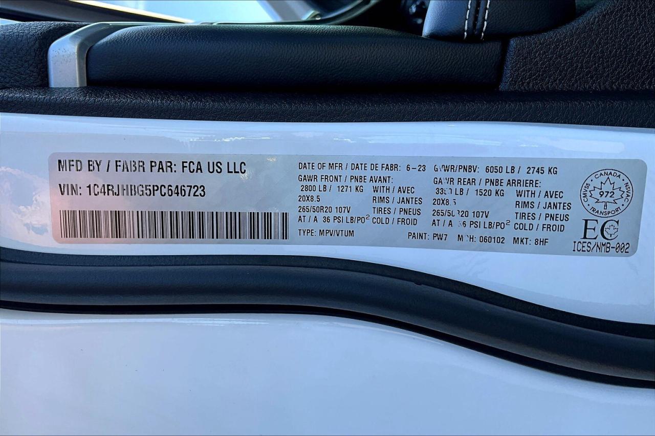 2023 Jeep Grand Cherokee Limited | BlackAppearance | LuxTech | Alpine | 4X4 Photo