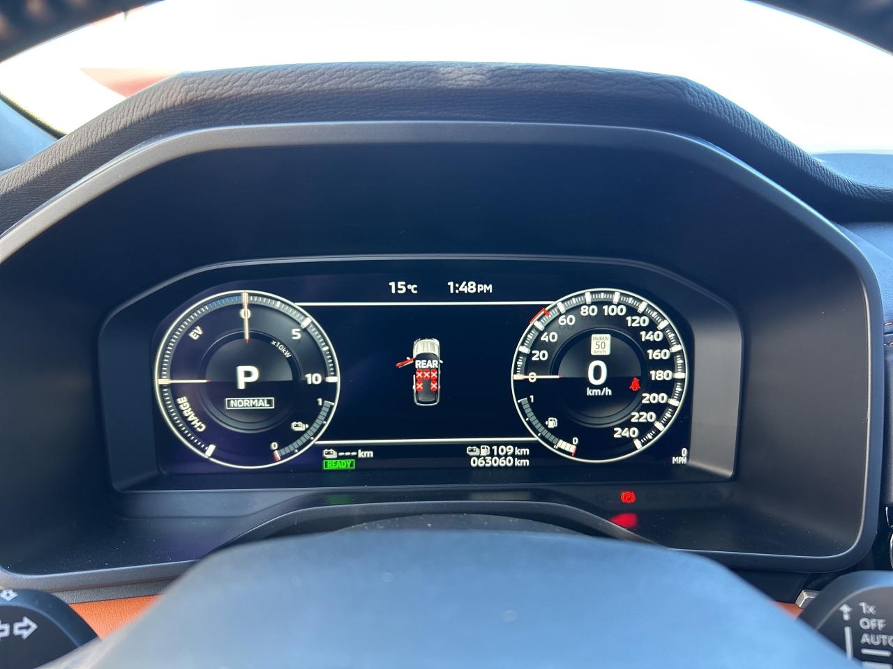 2023 Mitsubishi Outlander Phev GT, CLEAN CARFAX, SUNROOF, HEATED LEATHER! - Photo #17