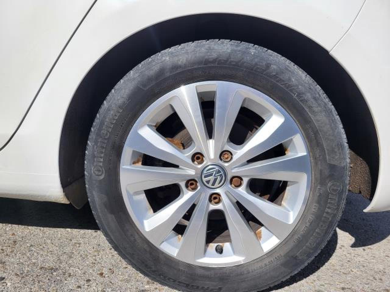2011 Volkswagen Golf Sportline Photo17