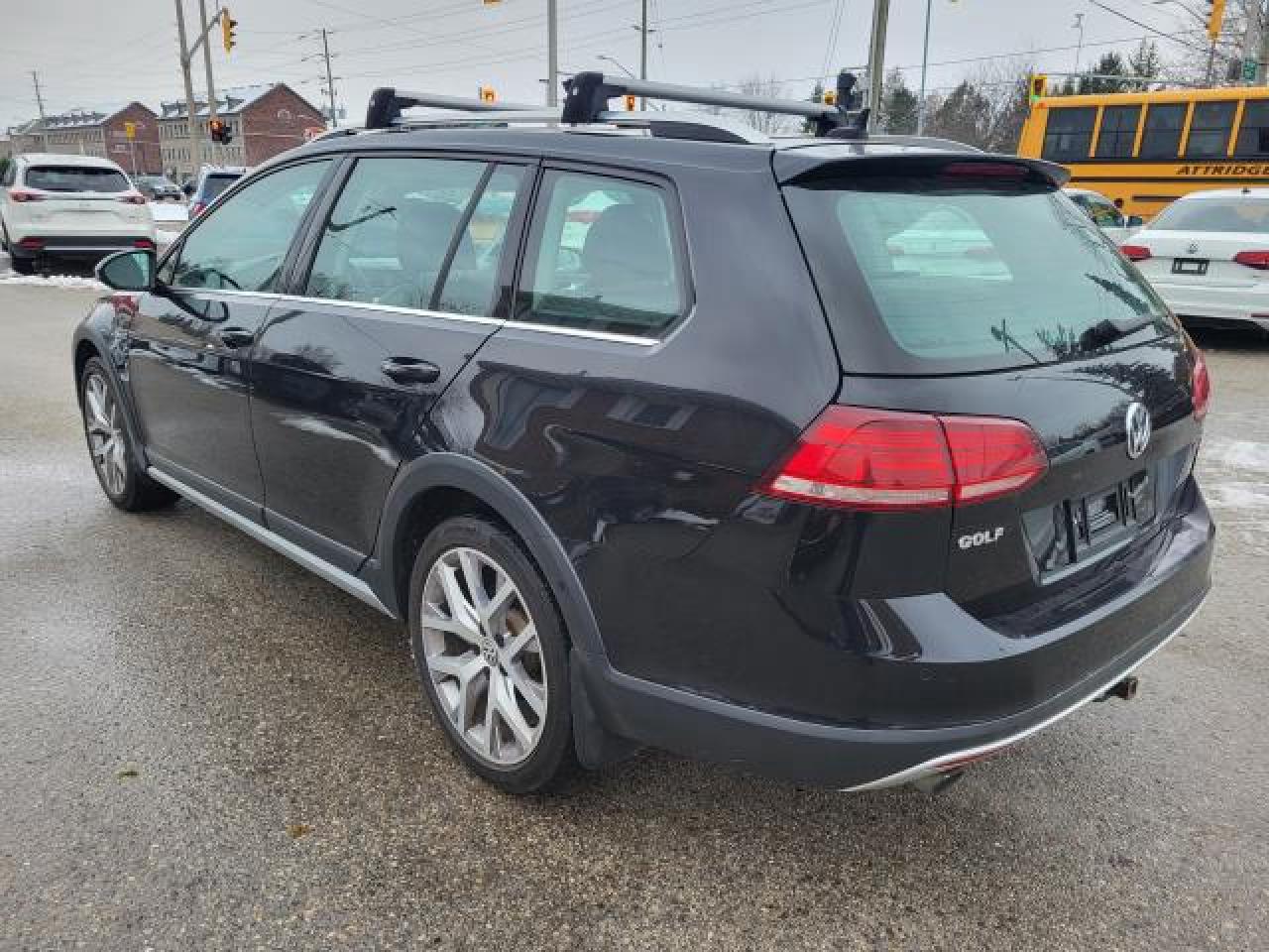 2019 Volkswagen Golf Alltrack HL Photo4