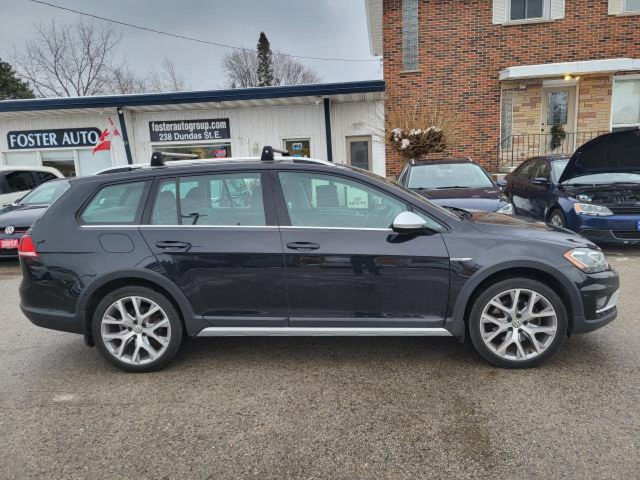 2019 Volkswagen Golf Alltrack HL Photo