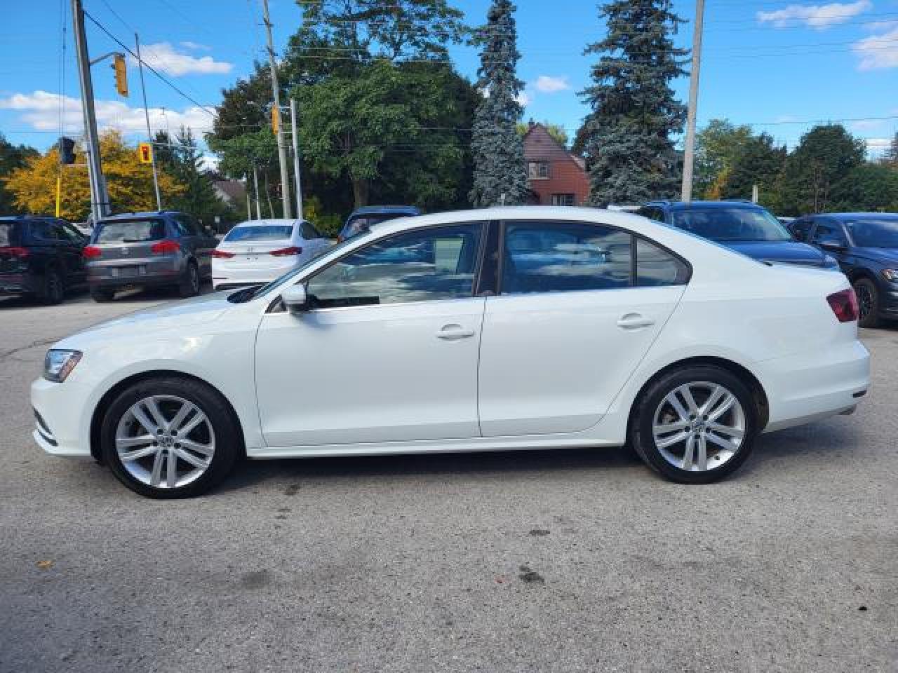 2017 Volkswagen Jetta HIGHLINE Photo29
