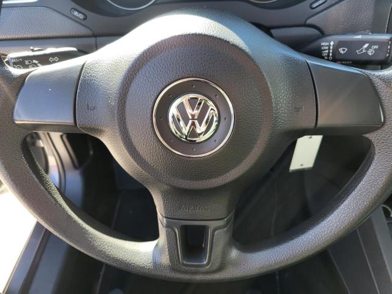 2014 Volkswagen Jetta Trendline TDI Photo10
