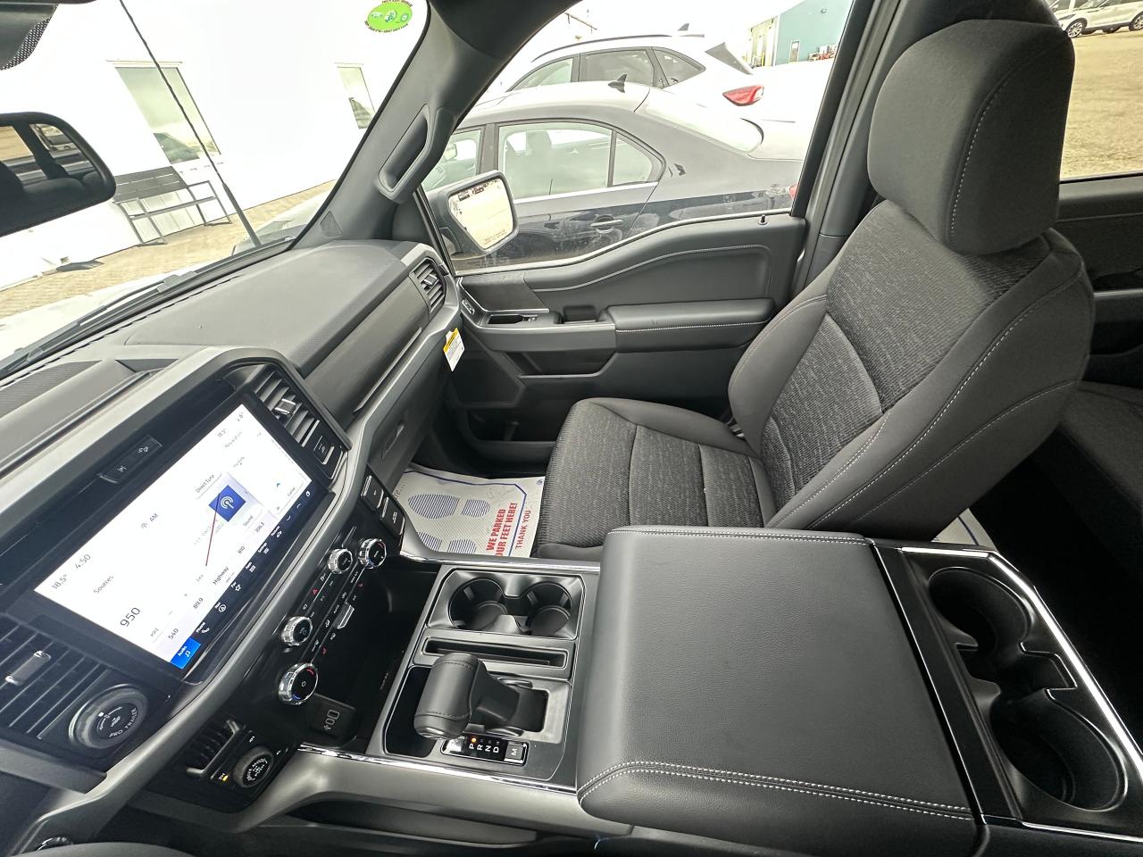 2025 Ford F-150 XLT 4WD SuperCrew 5.5' Box 302A Photo5