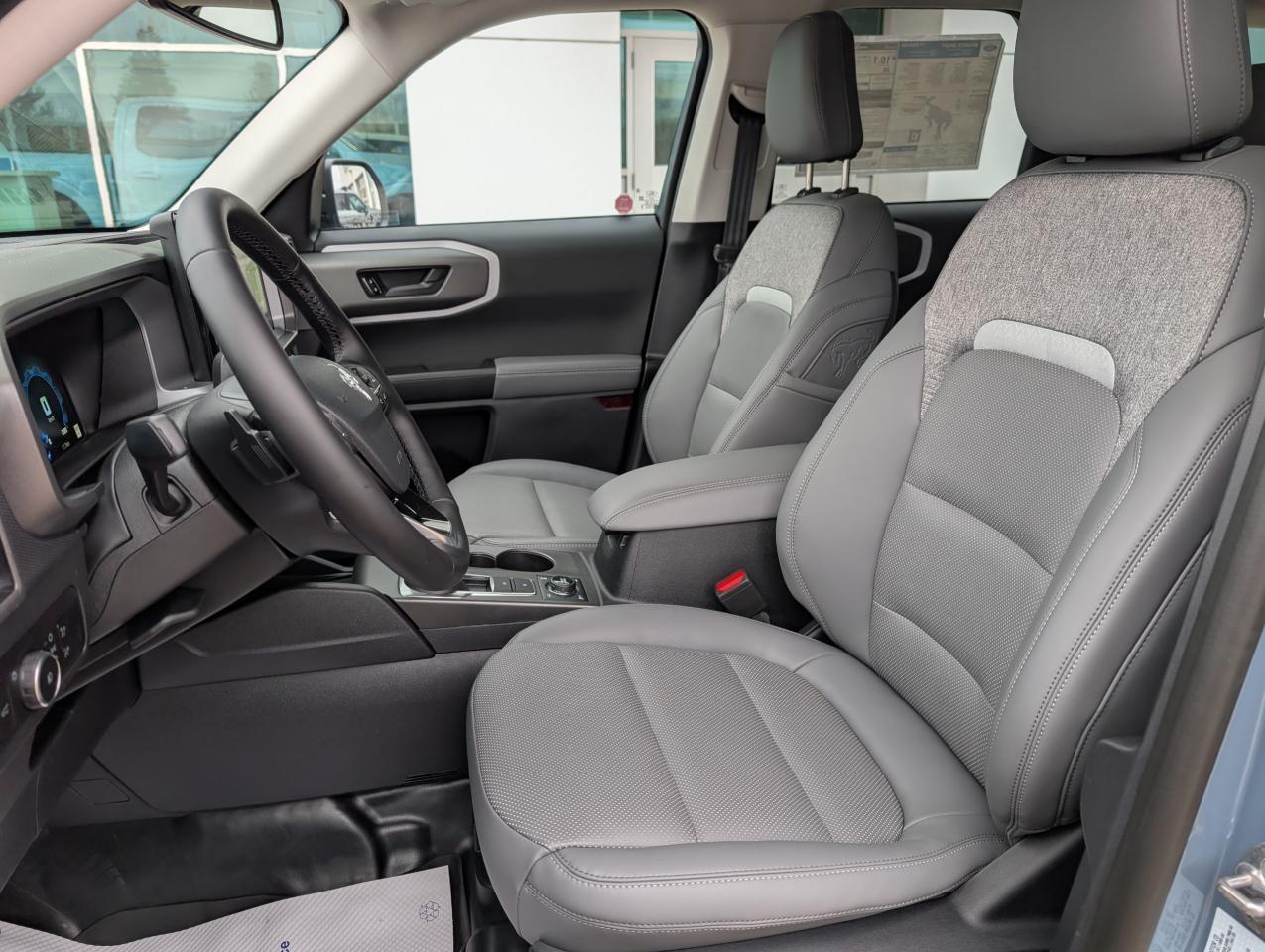 2025 Ford Bronco Sport BADLANDS Photo5