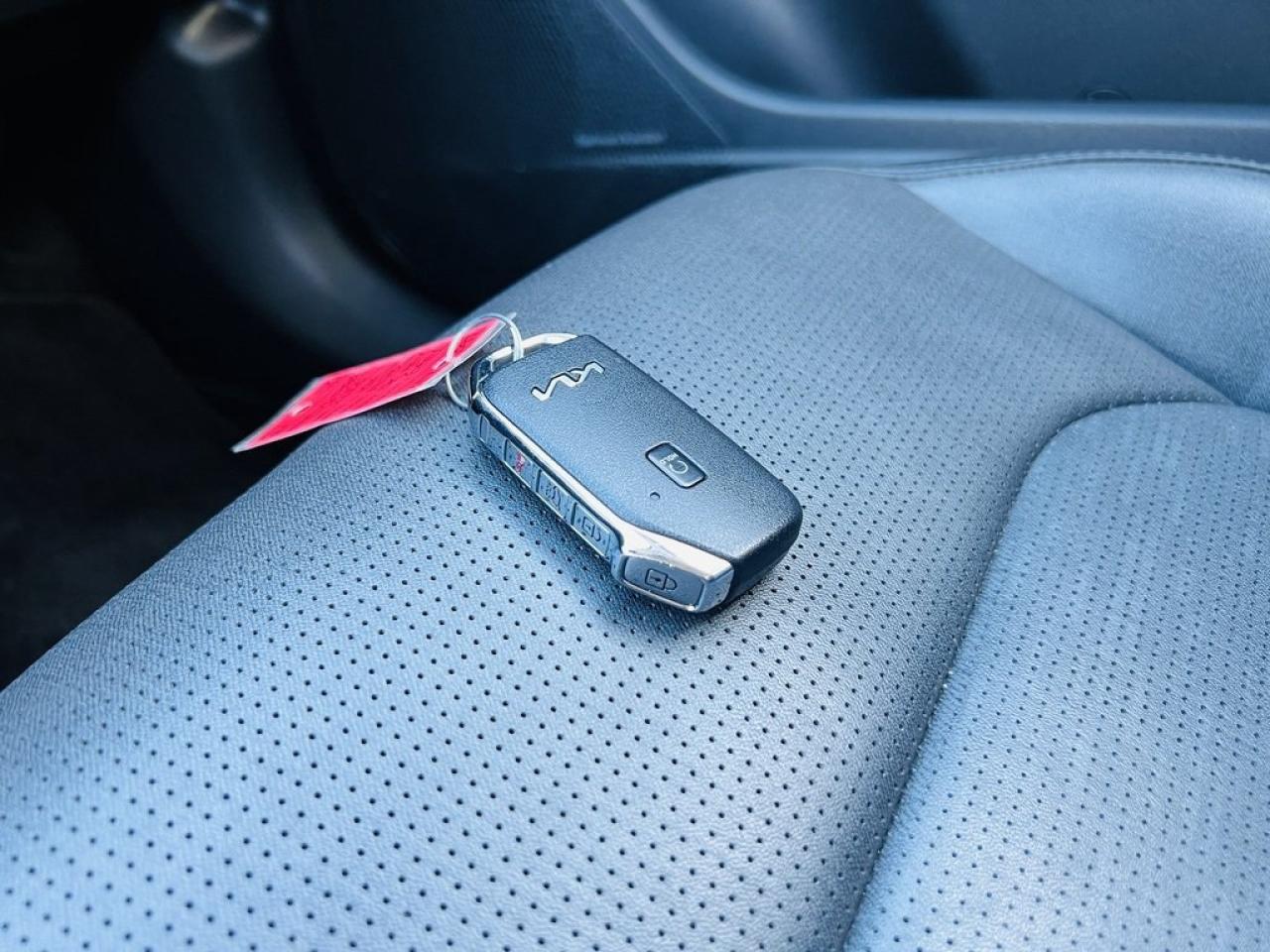 2025 Kia NIRO SX Hybrid    Remote Start, Navi, Sunroof Photo