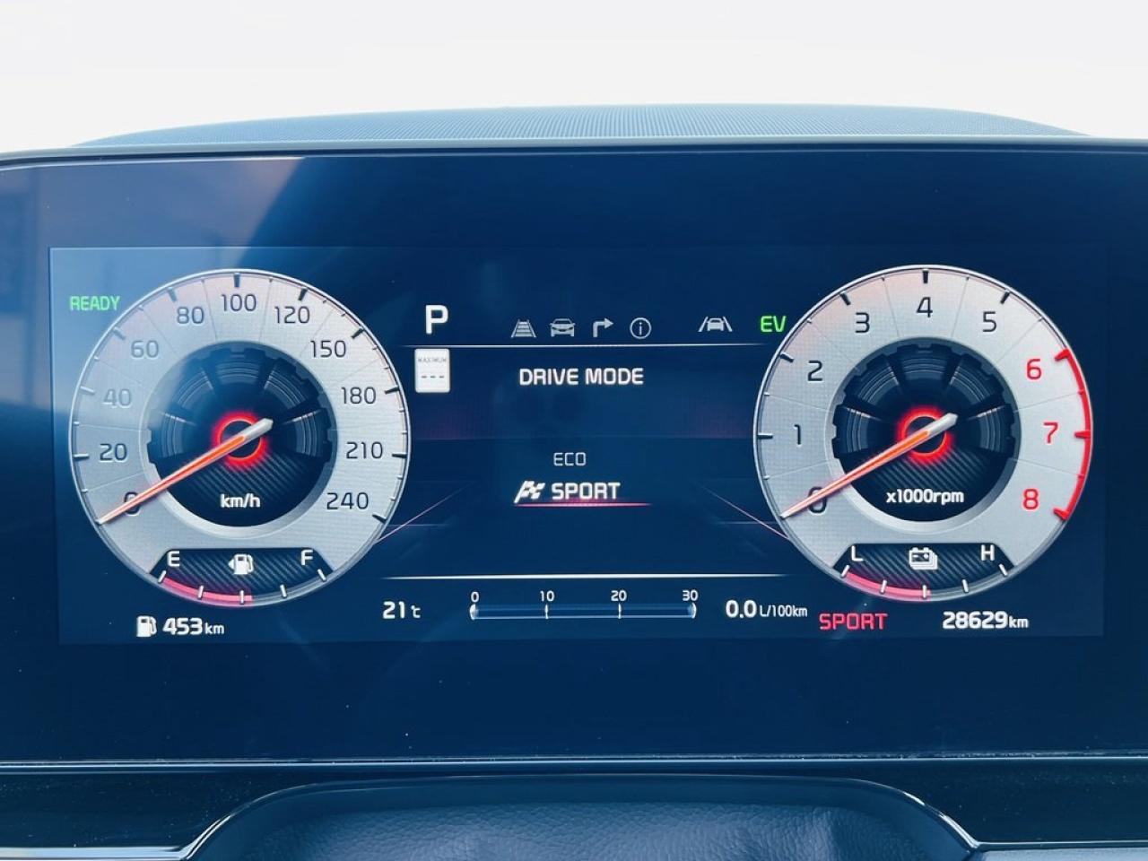 2025 Kia NIRO SX Hybrid    Remote Start, Navi, Sunroof Photo