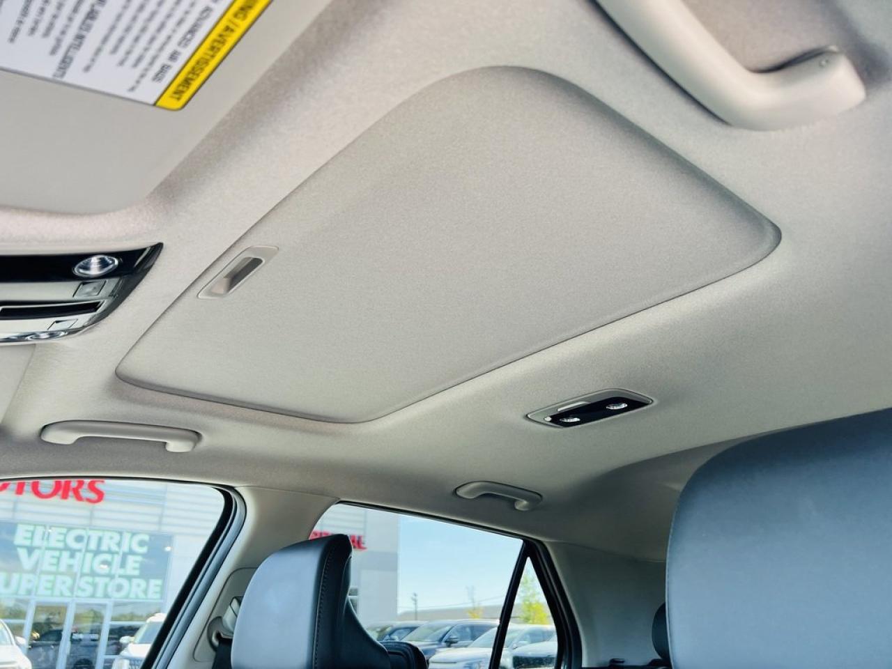 2025 Kia NIRO SX Hybrid    Remote Start, Navi, Sunroof Photo