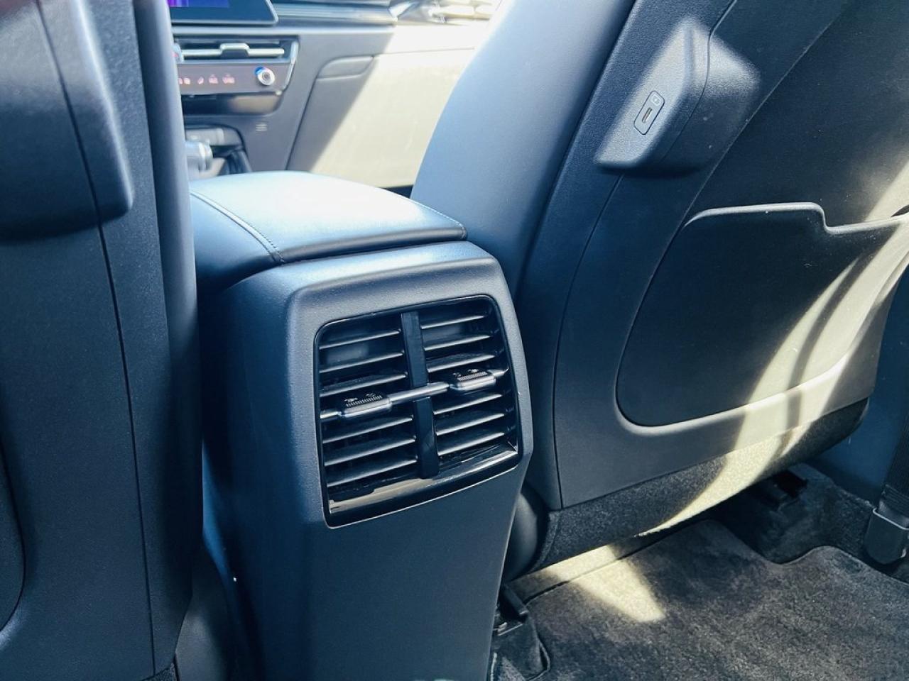 2025 Kia NIRO SX Hybrid    Remote Start, Navi, Sunroof Photo