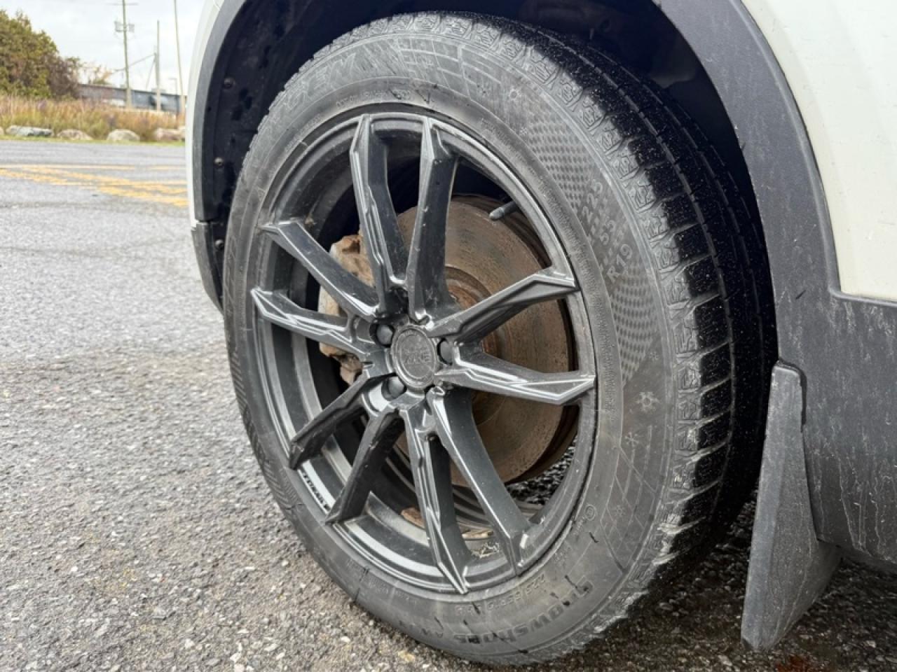 2021 Volvo XC40  Photo