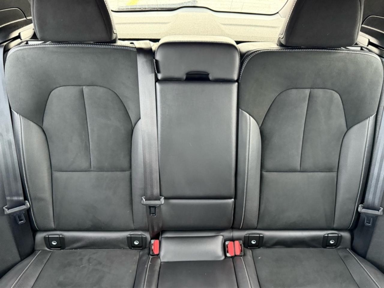 2021 Volvo XC40  Photo