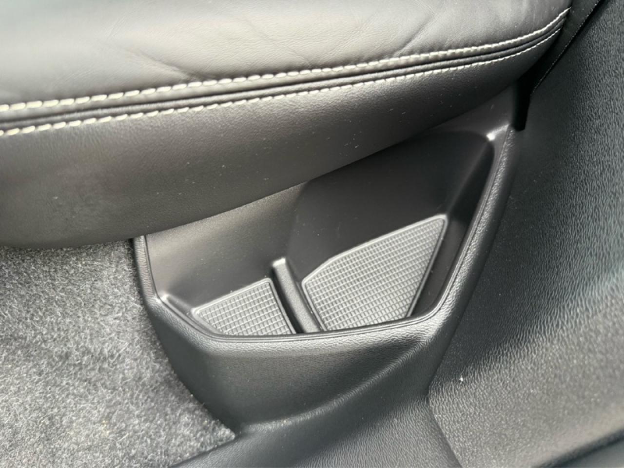 2021 Volvo XC40  Photo