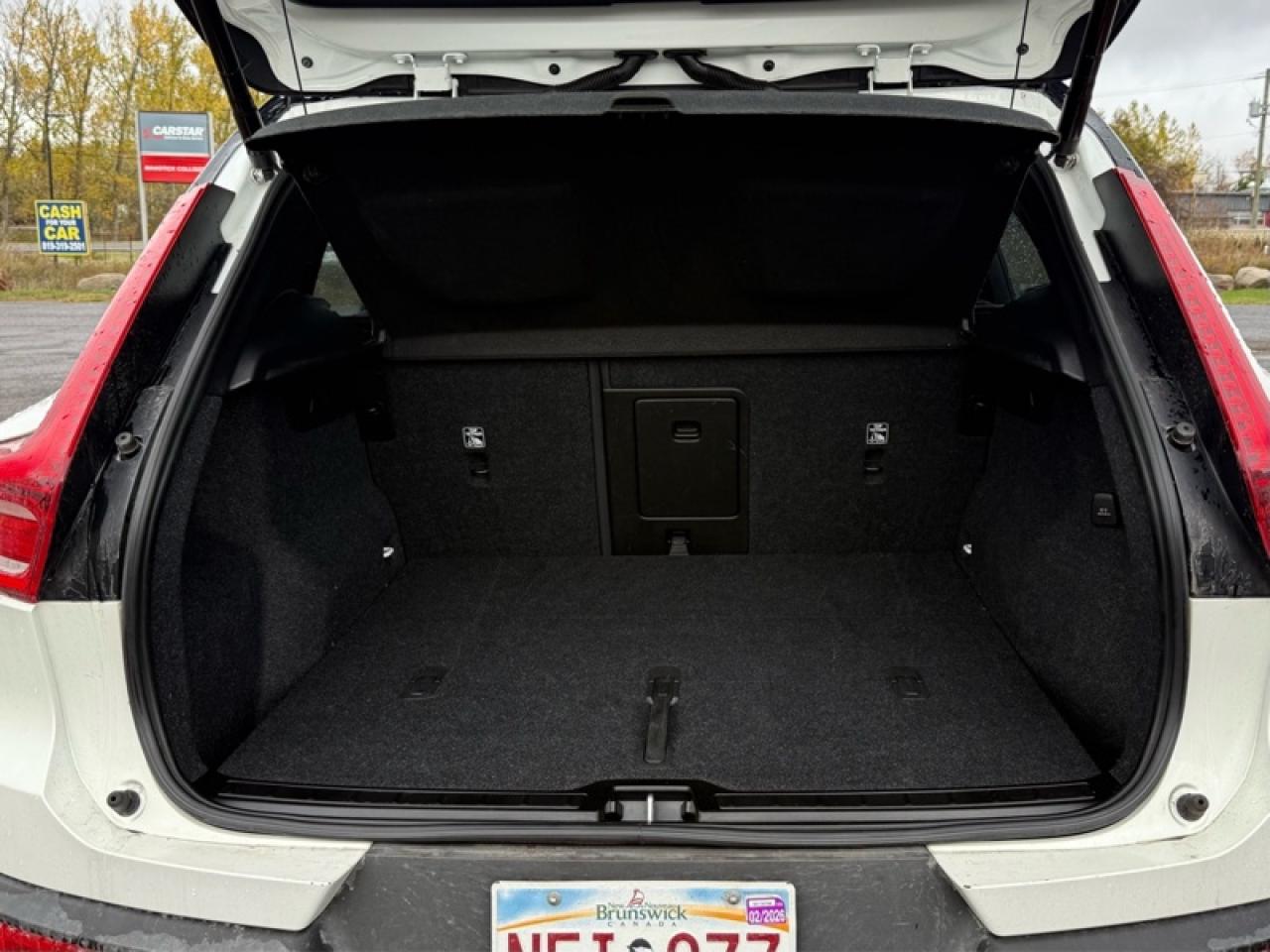 2021 Volvo XC40  Photo