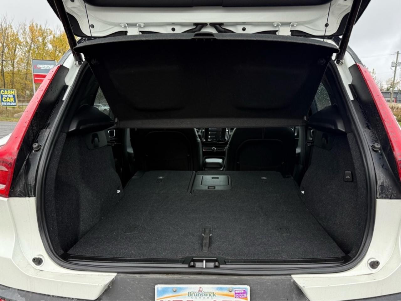 2021 Volvo XC40  Photo