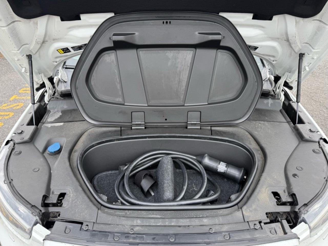 2021 Volvo XC40  Photo