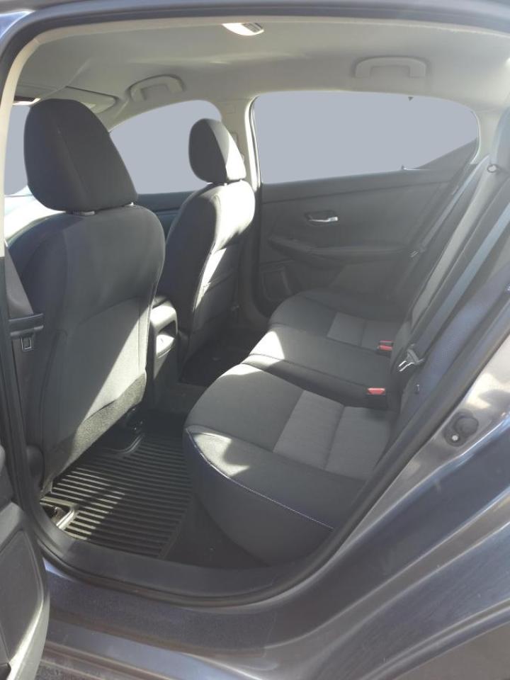 2021 Nissan Sentra SV CVT Photo