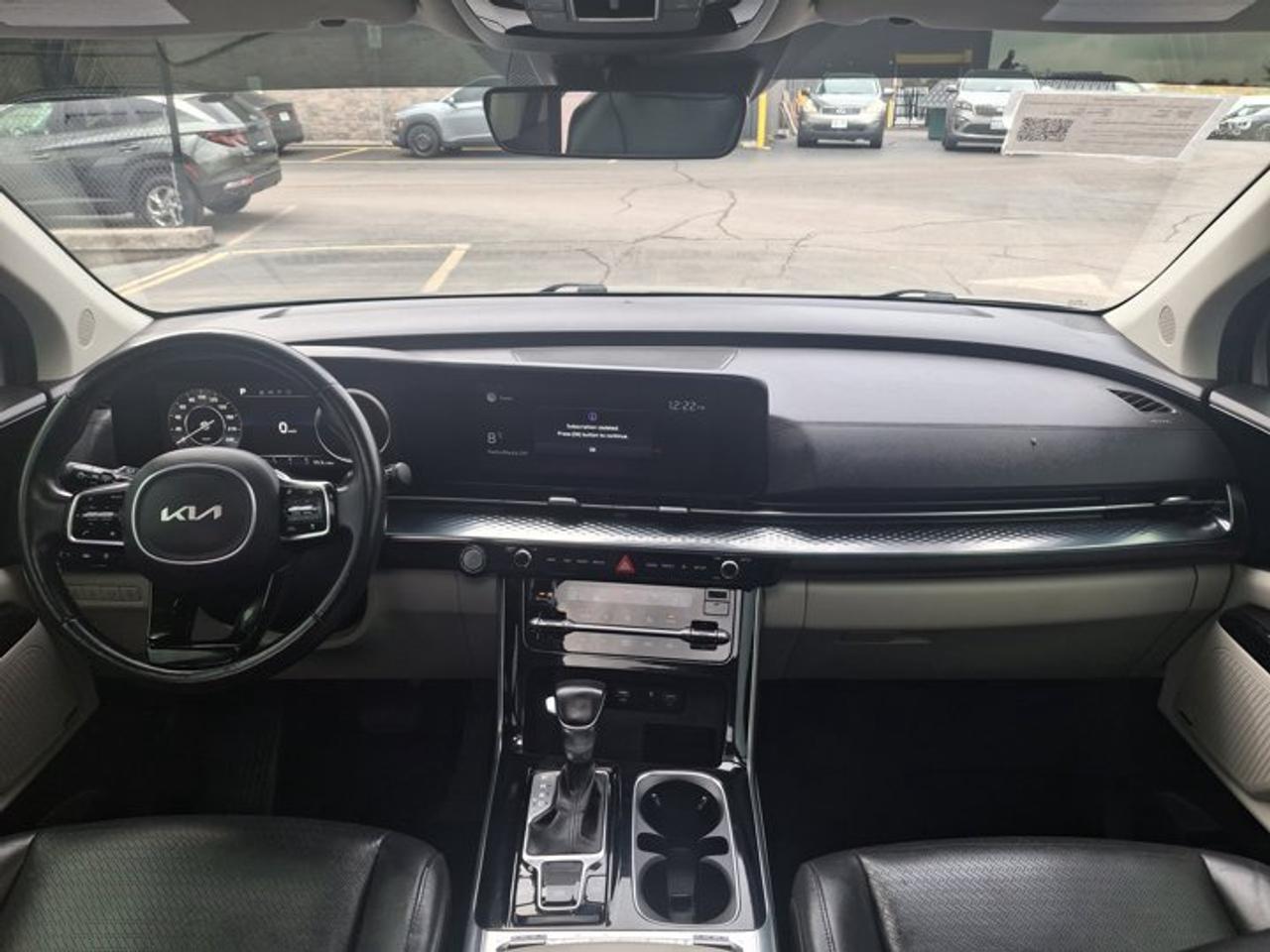 2022 Kia Carnival SX | Leather | Sunroof | Nav | Adaptive Cruise | 360 Camera | Bose Audio | New Tires & Brakes | Photo