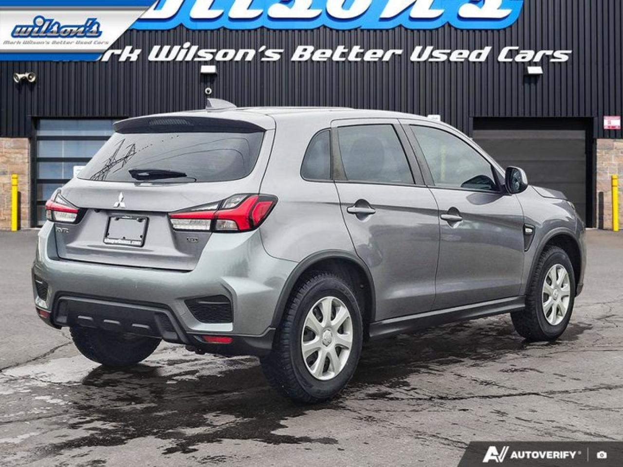 2020 Mitsubishi RVR ES 4WD | Heated Seats | Reverse Camera | Bluetooth | and Much More ! Photo4