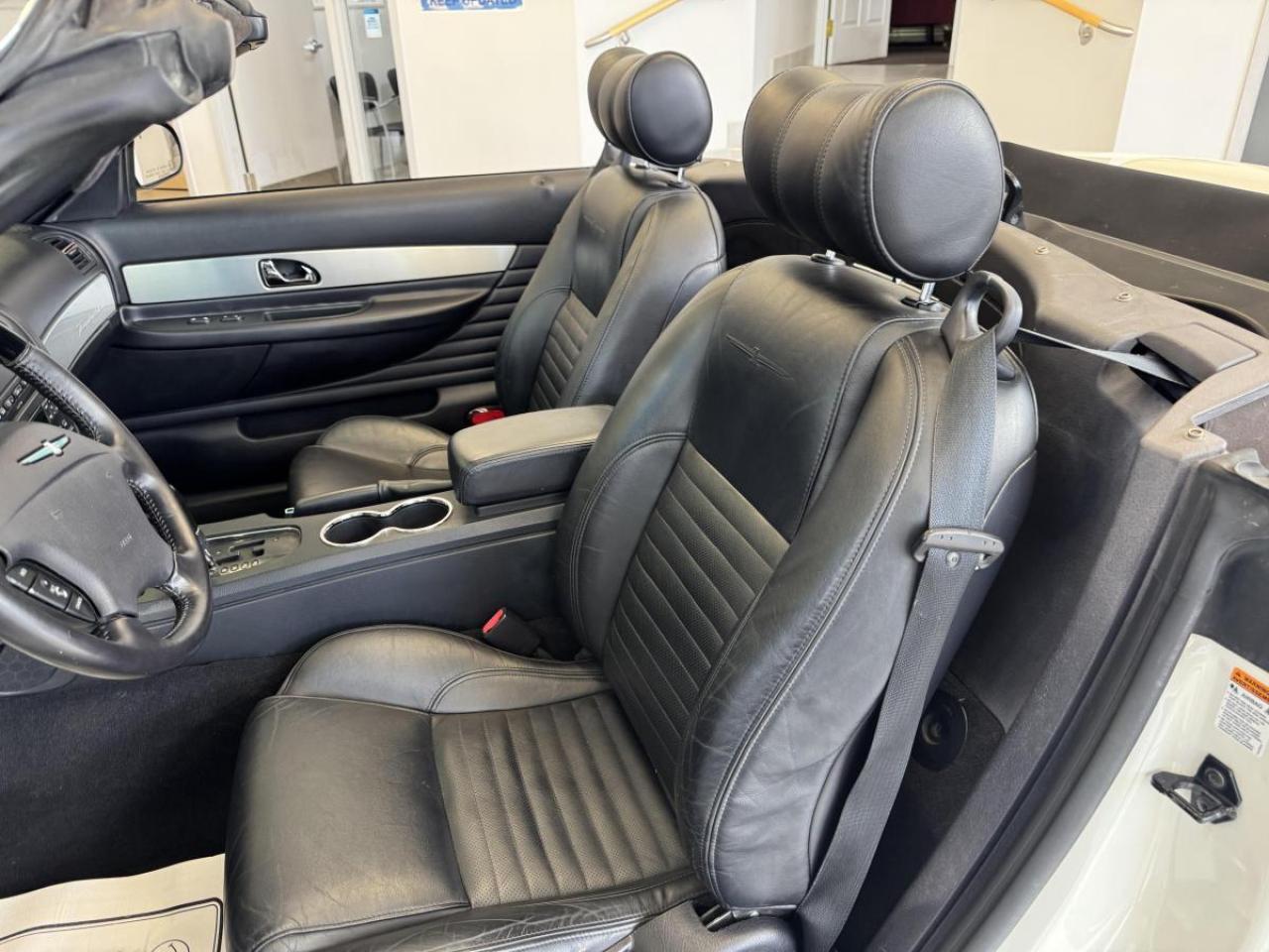 2003 Ford Thunderbird BASE Photo