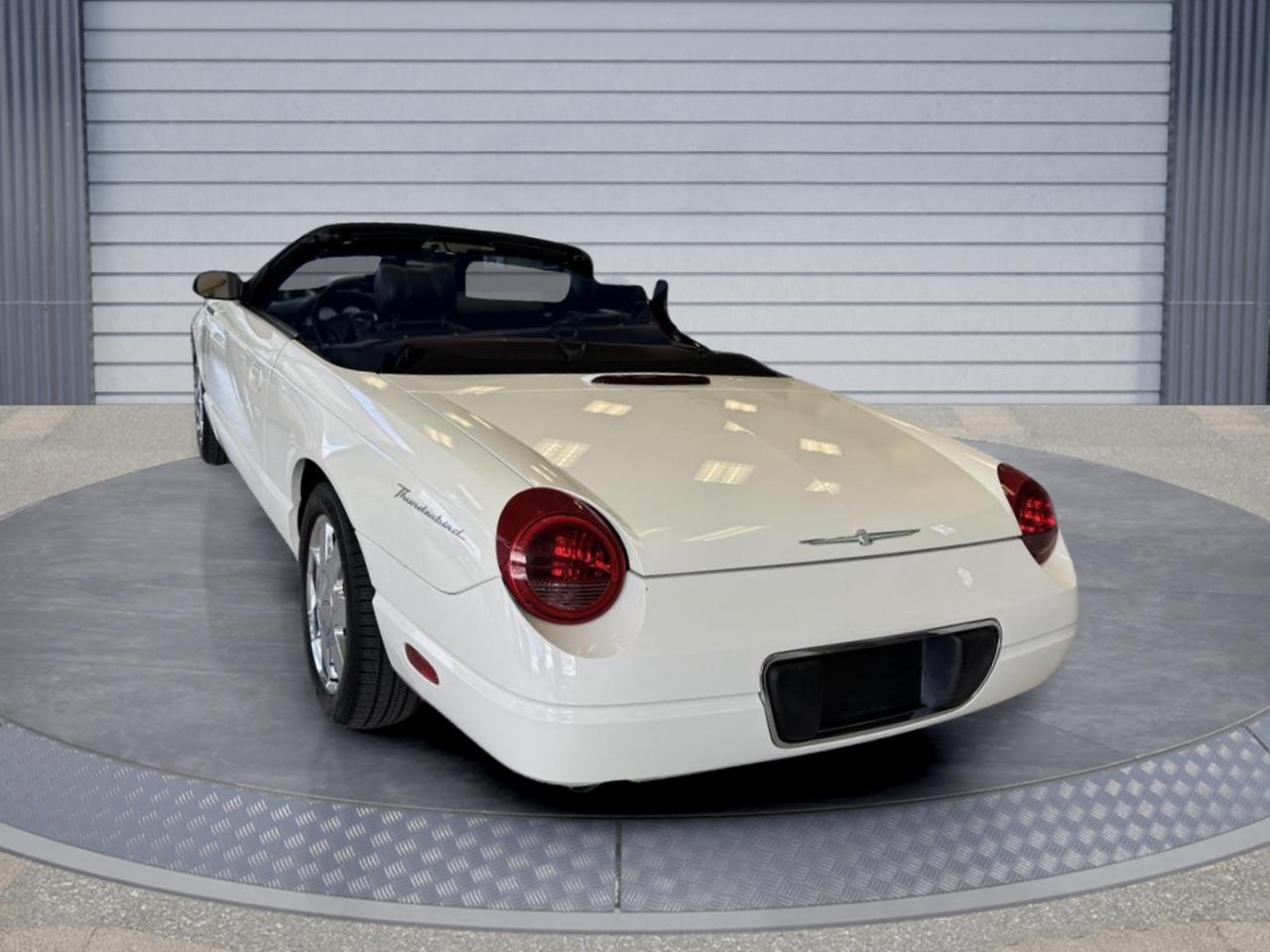 2003 Ford Thunderbird BASE Photo