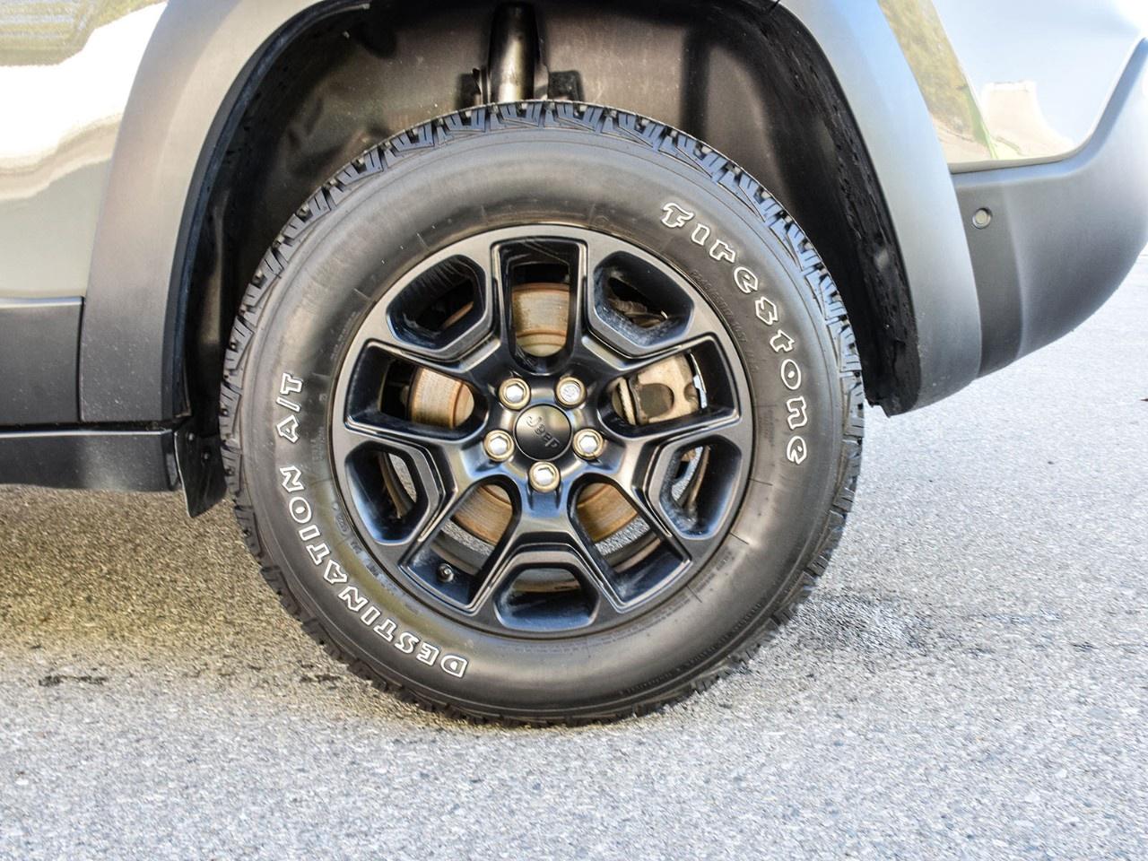 2023 Jeep Cherokee Trailhawk 4X4 Photo