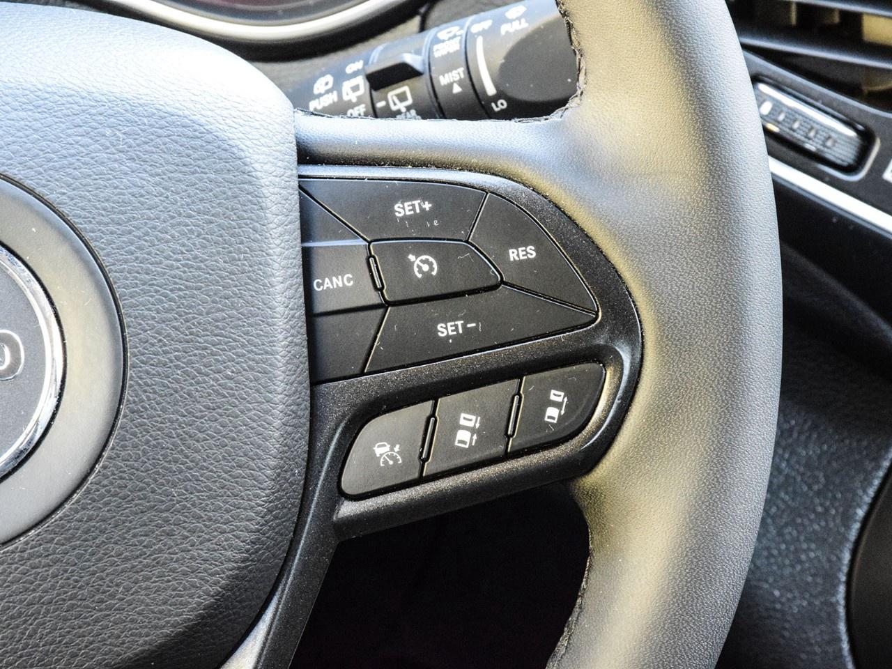 2023 Jeep Cherokee Trailhawk 4X4 Photo