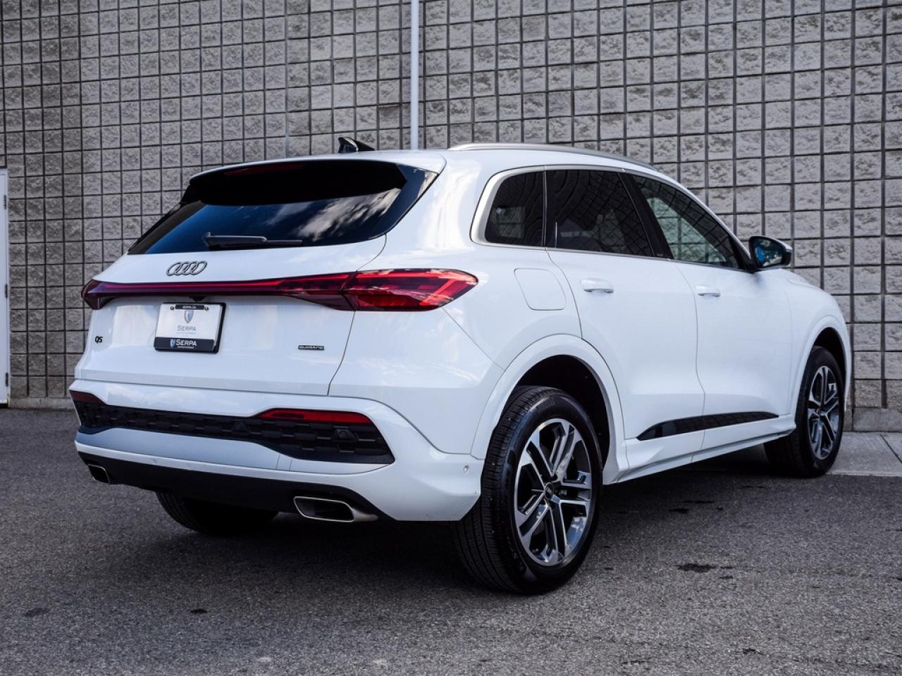 2025 Audi New Q5 2.0T Technik *SOLD* Photo3