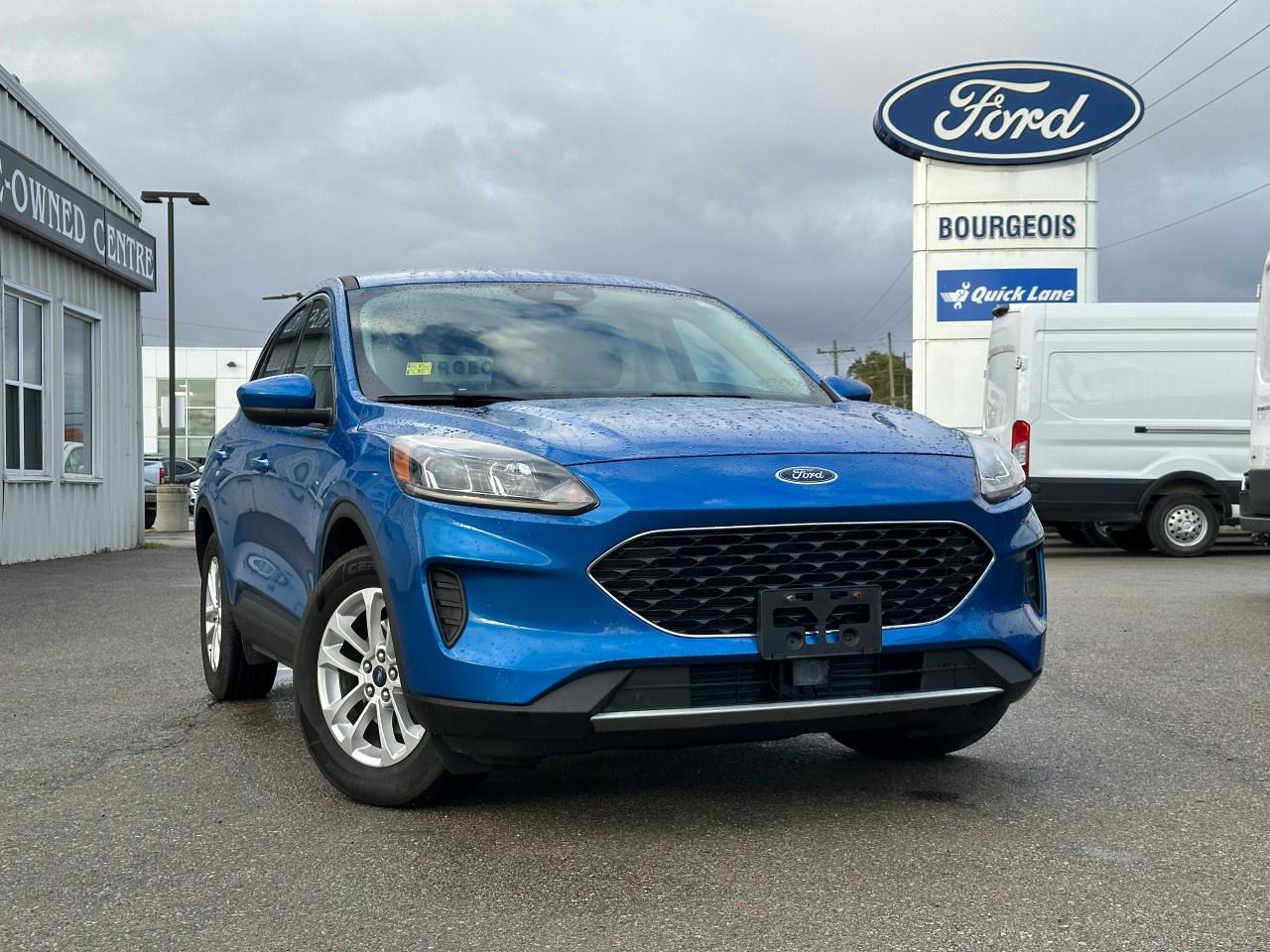 2020 Ford Escape SE FWD Photo0