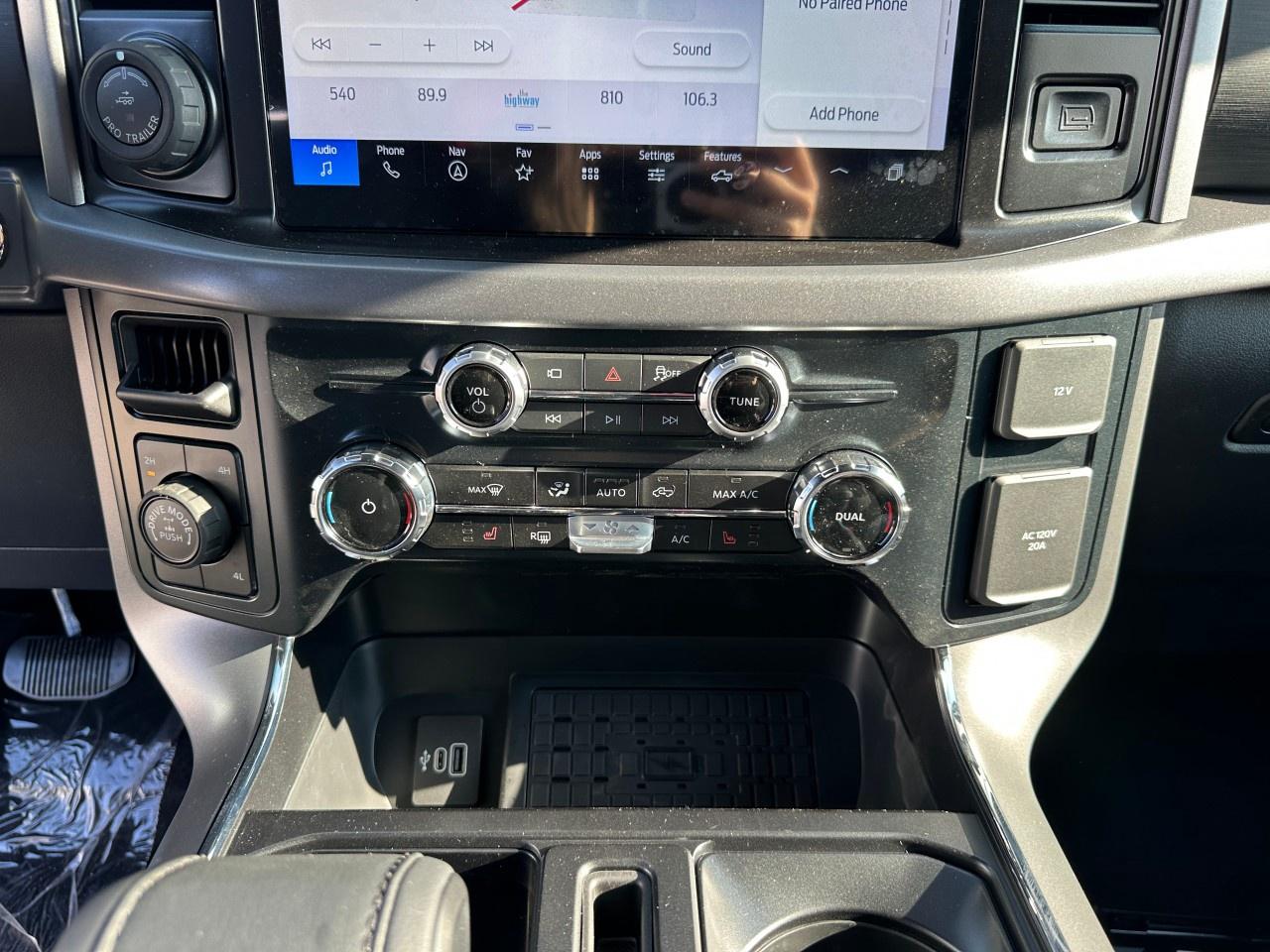 2025 Ford F-150 XLT 4WD SuperCrew 5.5' Box Photo