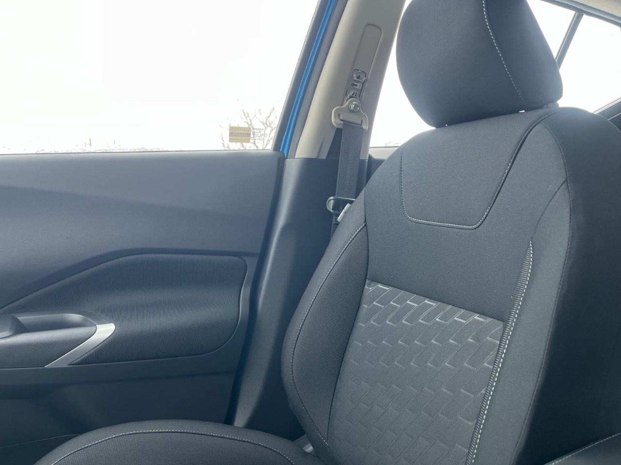 2025 Nissan Kicks Play SV FWD Photo