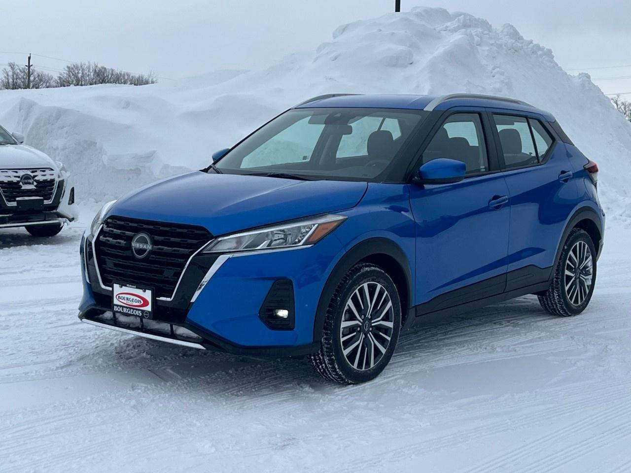 2025 Nissan Kicks Play SV FWD Photo