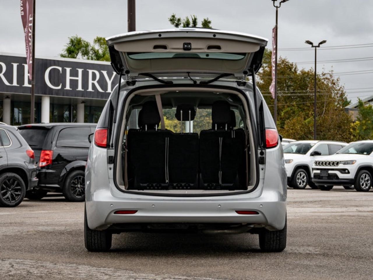 2024 Dodge Grand Caravan SXT Photo