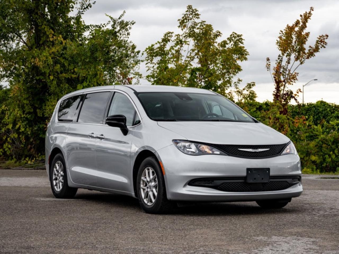 2024 Dodge Grand Caravan SXT Photo