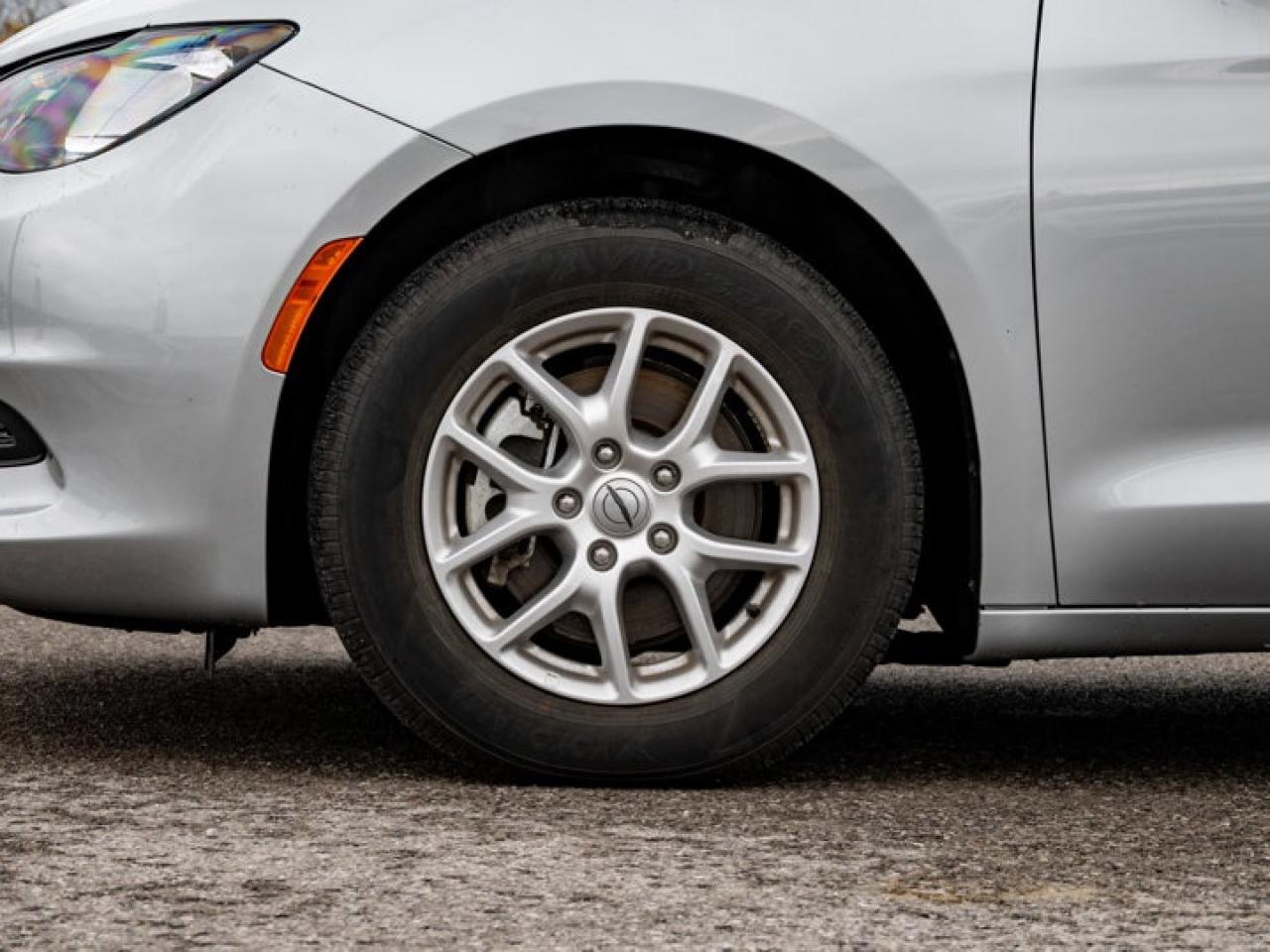 2024 Dodge Grand Caravan SXT Photo