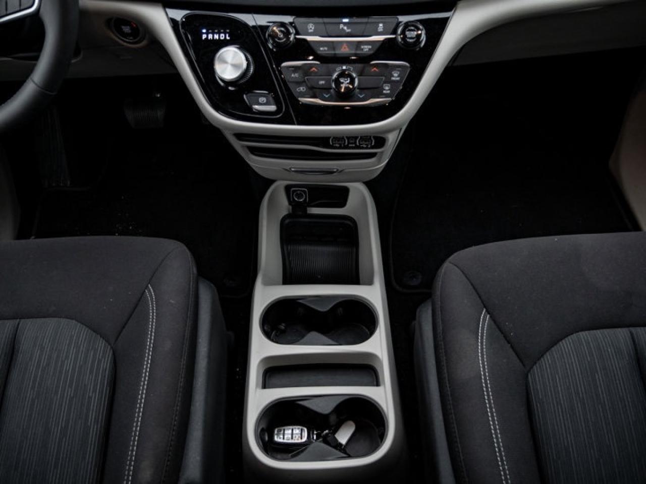 2024 Dodge Grand Caravan SXT Photo