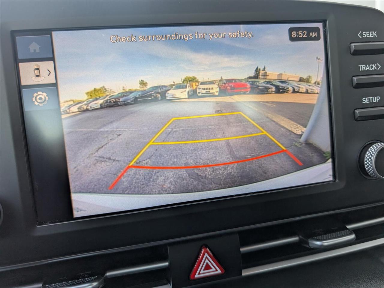 2024 Hyundai Elantra PREFERRED - HTD SEATS - REVERSE CAM - CARPLAY Photo