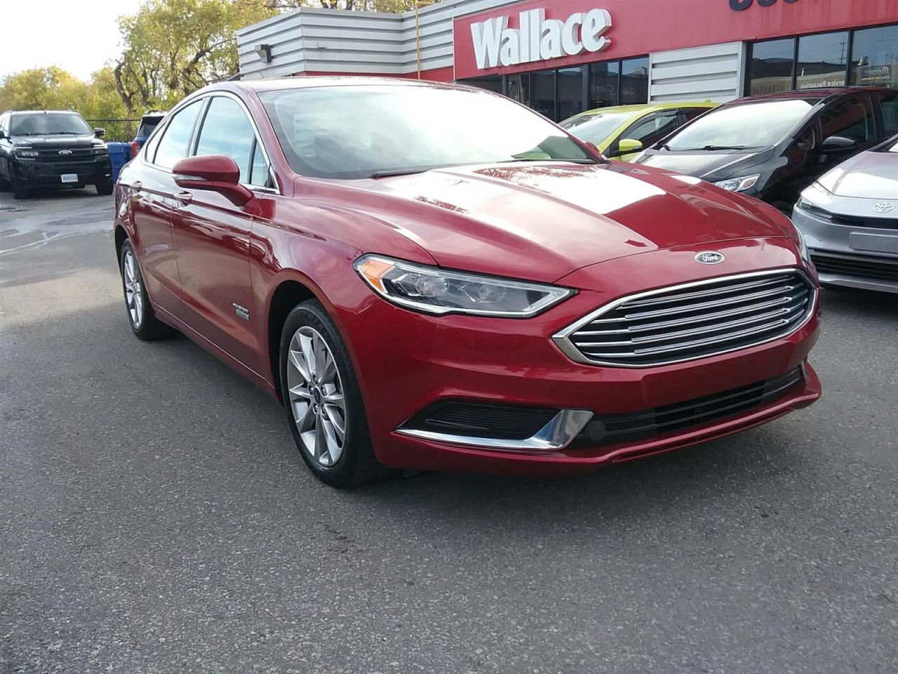 2018 Ford Fusion Energi Plug In Hybrid | SE Luxury | NAV | APPLE CARPLAY Photo0