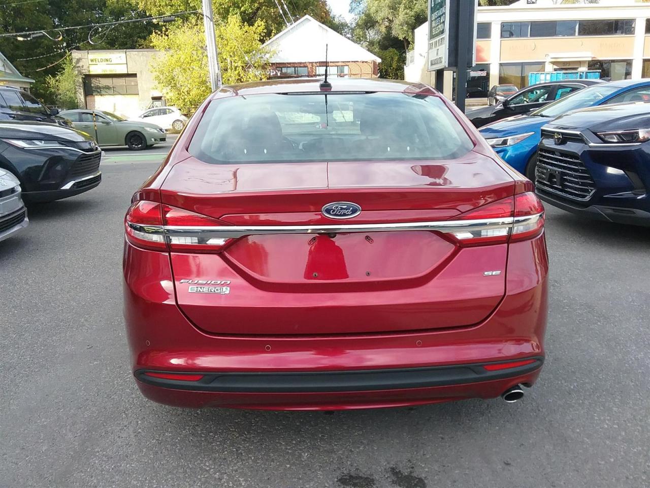 2018 Ford Fusion Energi Plug In Hybrid | SE Luxury | NAV | APPLE CARPLAY Photo4