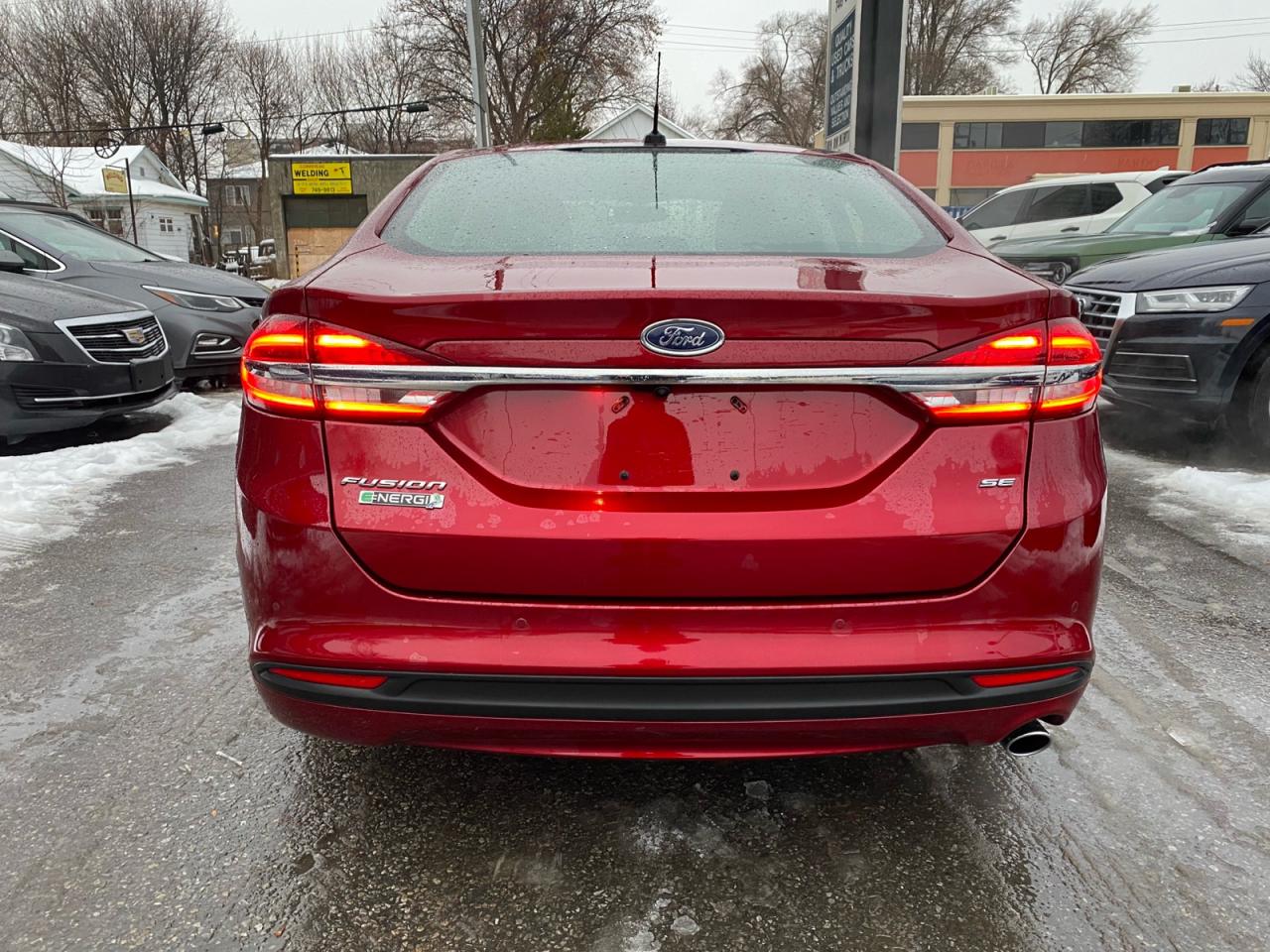 2018 Ford Fusion Energi Plug In Hybrid | SE Luxury | NAV | APPLE CARPLAY Photo4