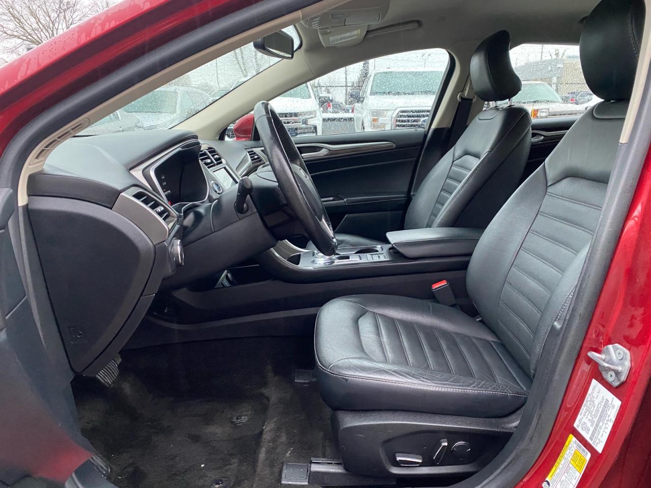 2018 Ford Fusion Energi Plug In Hybrid | SE Luxury | NAV | APPLE CARPLAY Photo