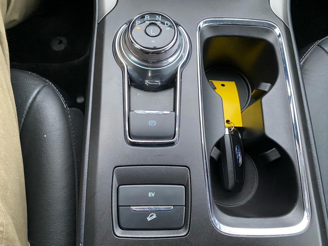 2018 Ford Fusion Energi Plug In Hybrid | SE Luxury | NAV | APPLE CARPLAY Photo