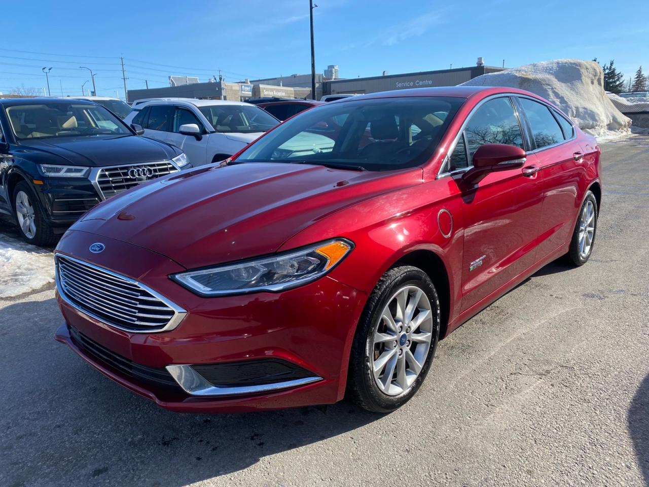 2018 Ford Fusion Energi Plug In Hybrid | SE Luxury | NAV | APPLE CARPLAY Photo2