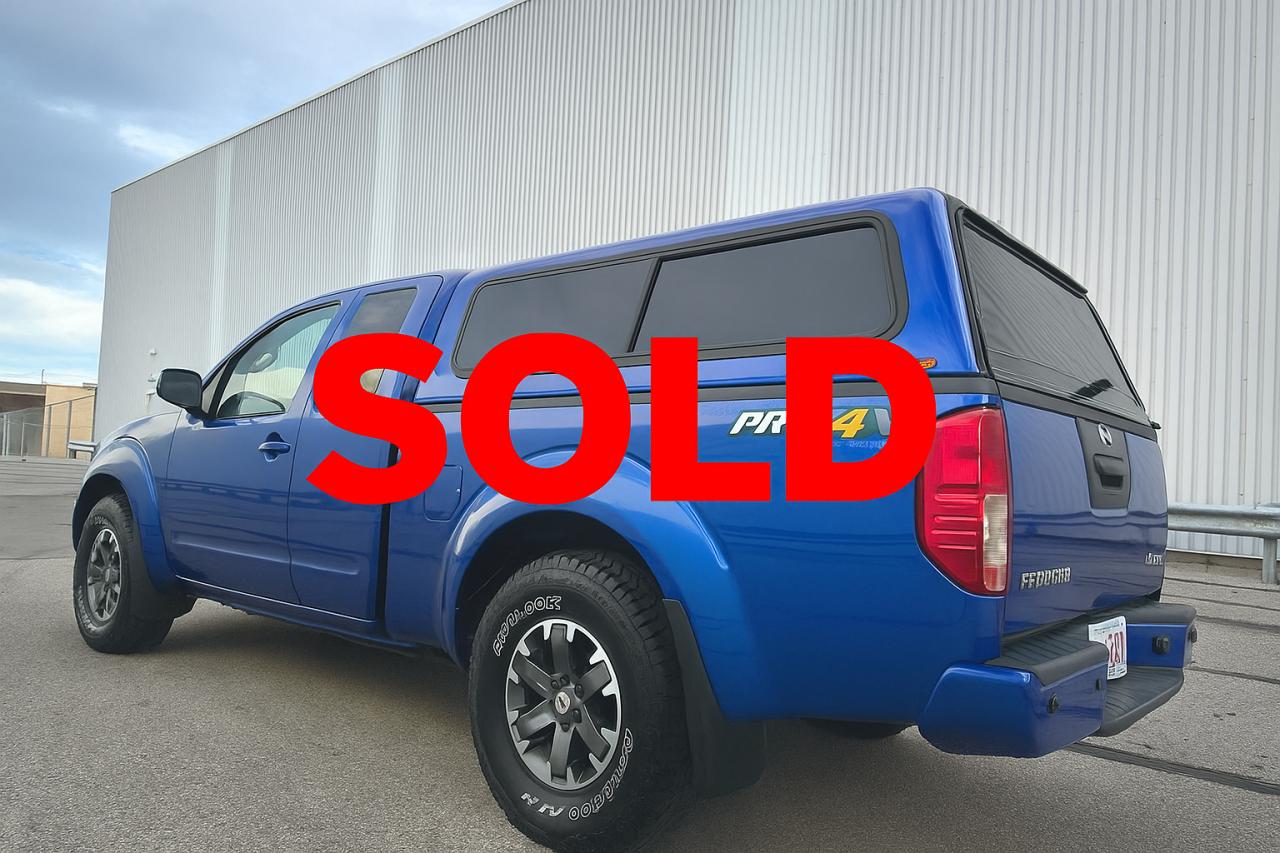 2015 Nissan Frontier PRO-4X MANUAL 6 SPEED 4WD