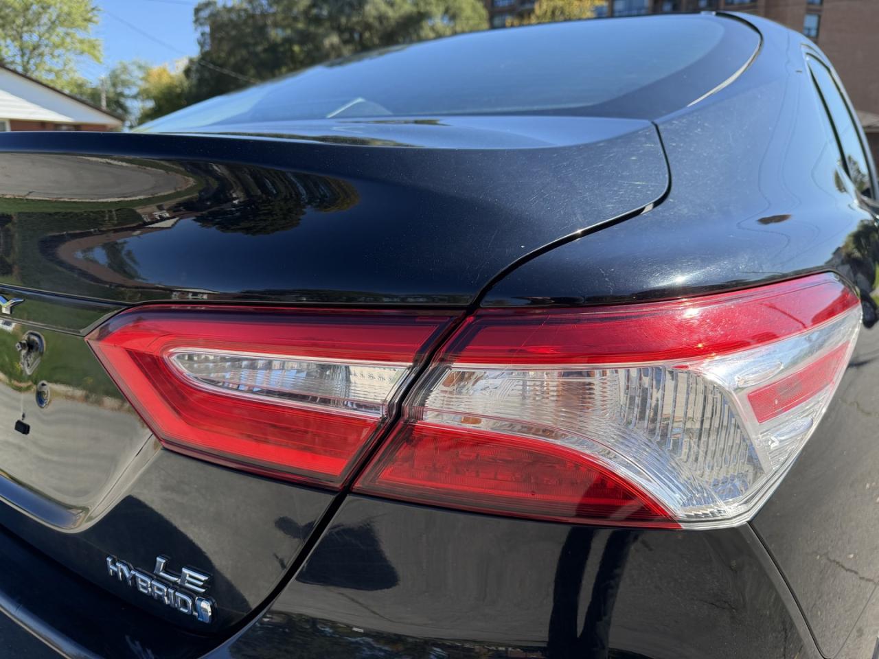 2018 Toyota Camry HYBRID LE - Photo #7