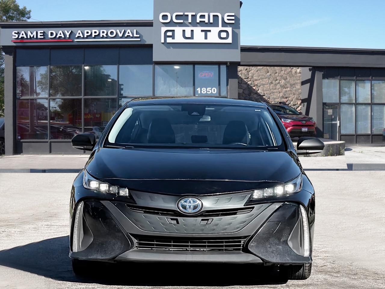 2021 Toyota Prius Prime Upgrade Auto - Photo #2