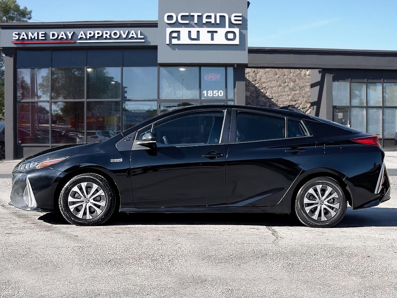 2021 Toyota Prius Prime Upgrade Auto - Photo #3