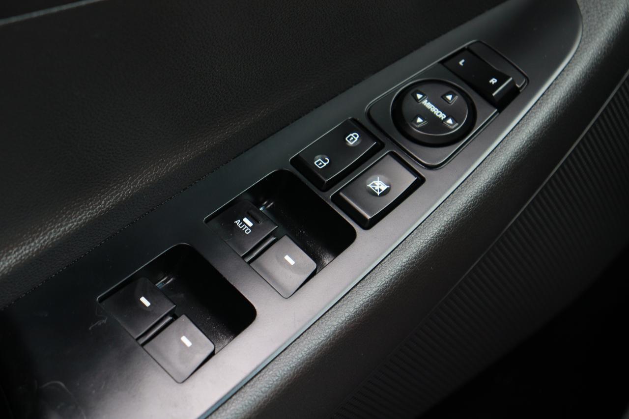 2018 Hyundai Tucson Premium | AWD | Cam | CarPlay | Bluetooth | Alloys Photo17