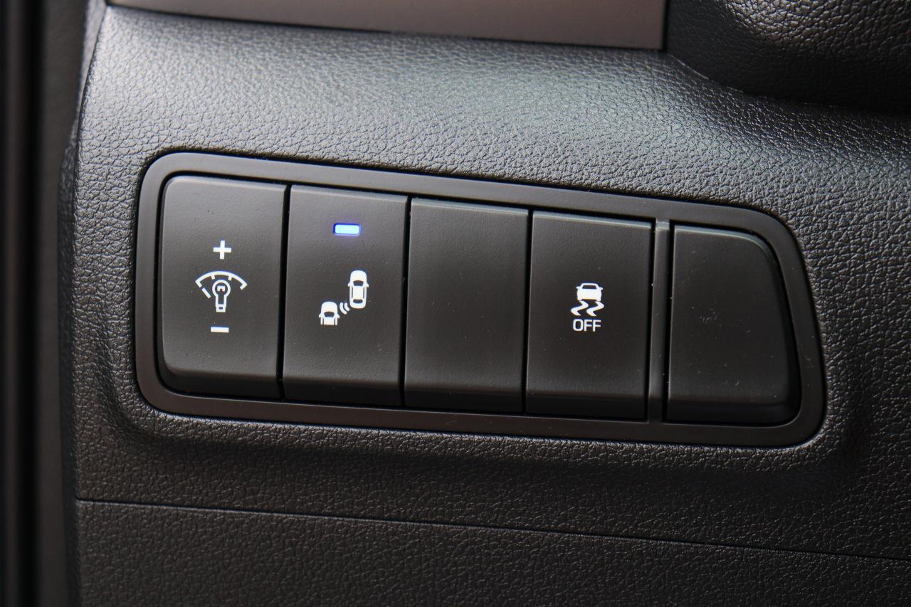 2018 Hyundai Tucson Premium | AWD | Cam | CarPlay | Bluetooth | Alloys Photo54