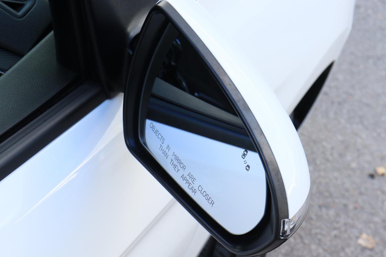 2019 Hyundai Elantra Preferred | Auto | CarPlay | Cam | Heated Seats ++ Photo