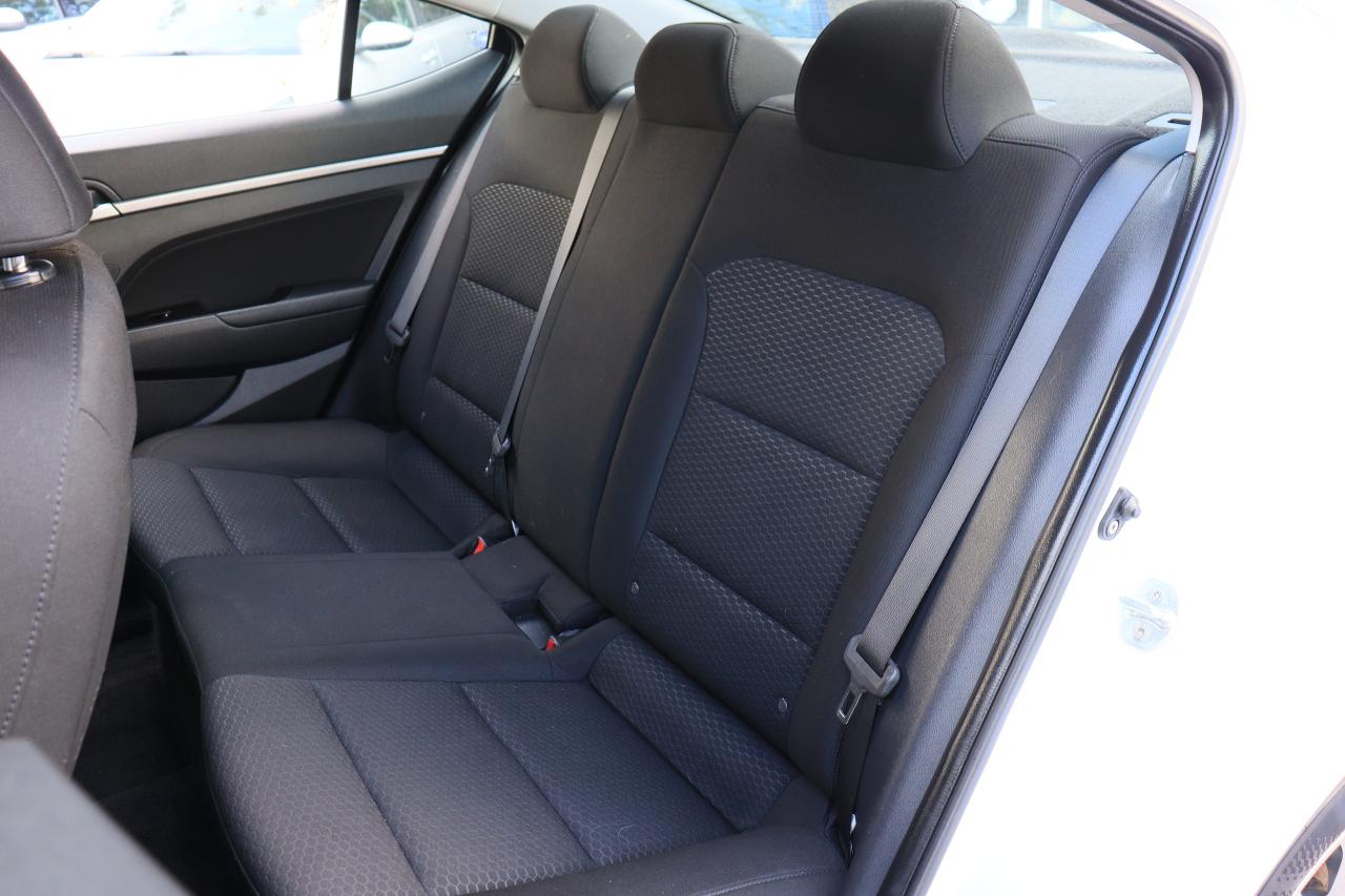 2019 Hyundai Elantra Preferred | Auto | CarPlay | Cam | Heated Seats ++ Photo64